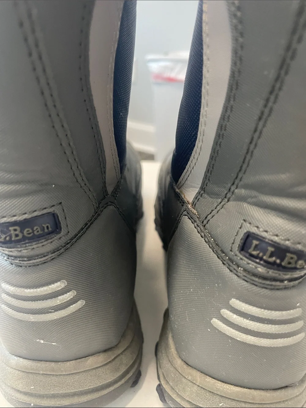 LL Bean Wildcat Winter Snow Boots - Gray and Navy size 4Y